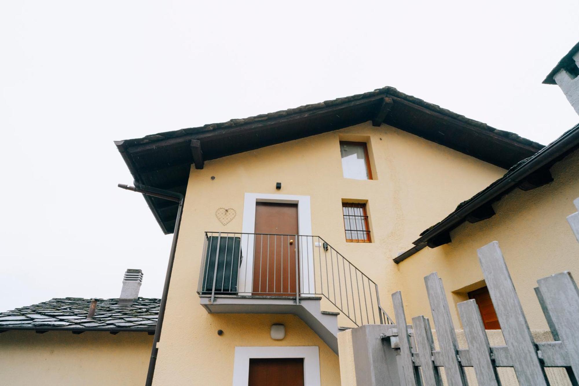 Aosta Holiday Apartments - Edelweiss Eksteriør billede
