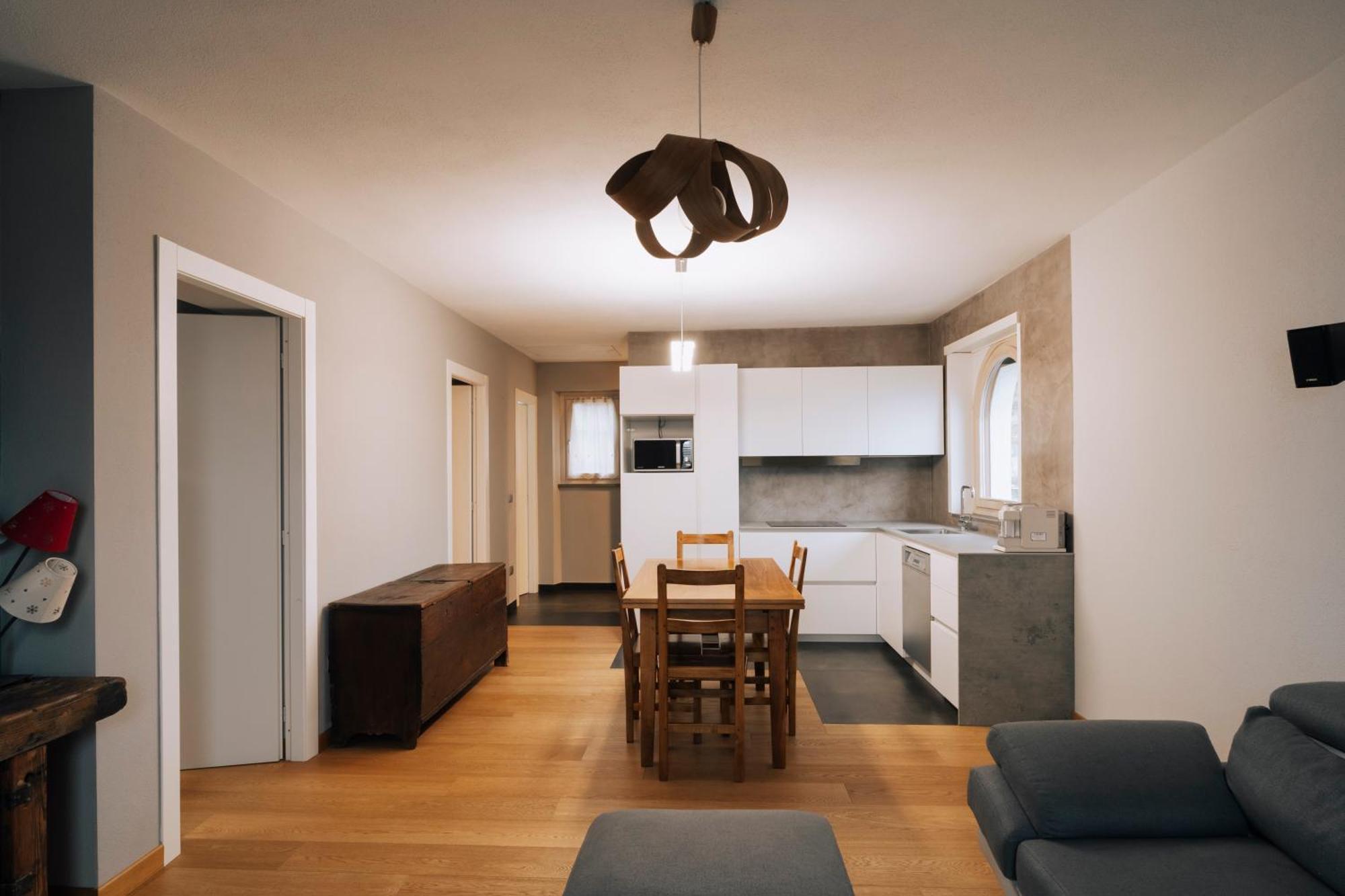 Aosta Holiday Apartments - Edelweiss Eksteriør billede